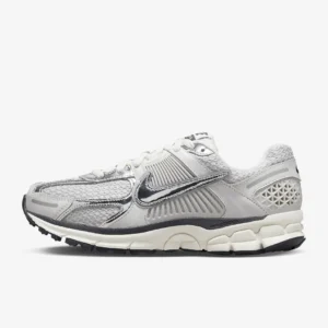 Nike Zoom Vomero 5 Plata (W)